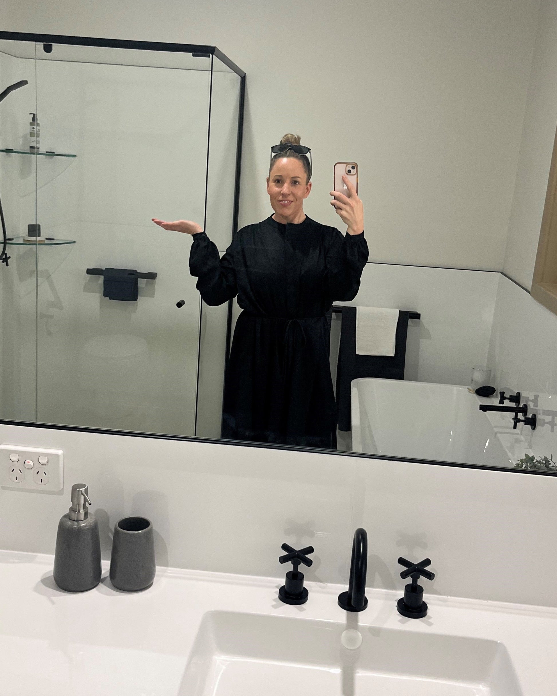Black and white bathroom